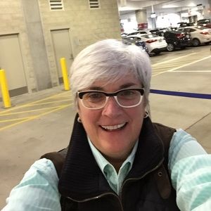 Meet your Posher, Denise